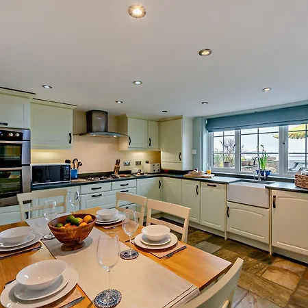 Holiday home 2 Bed In 95884