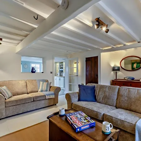 2 Bed In Oc-95884 Holiday home